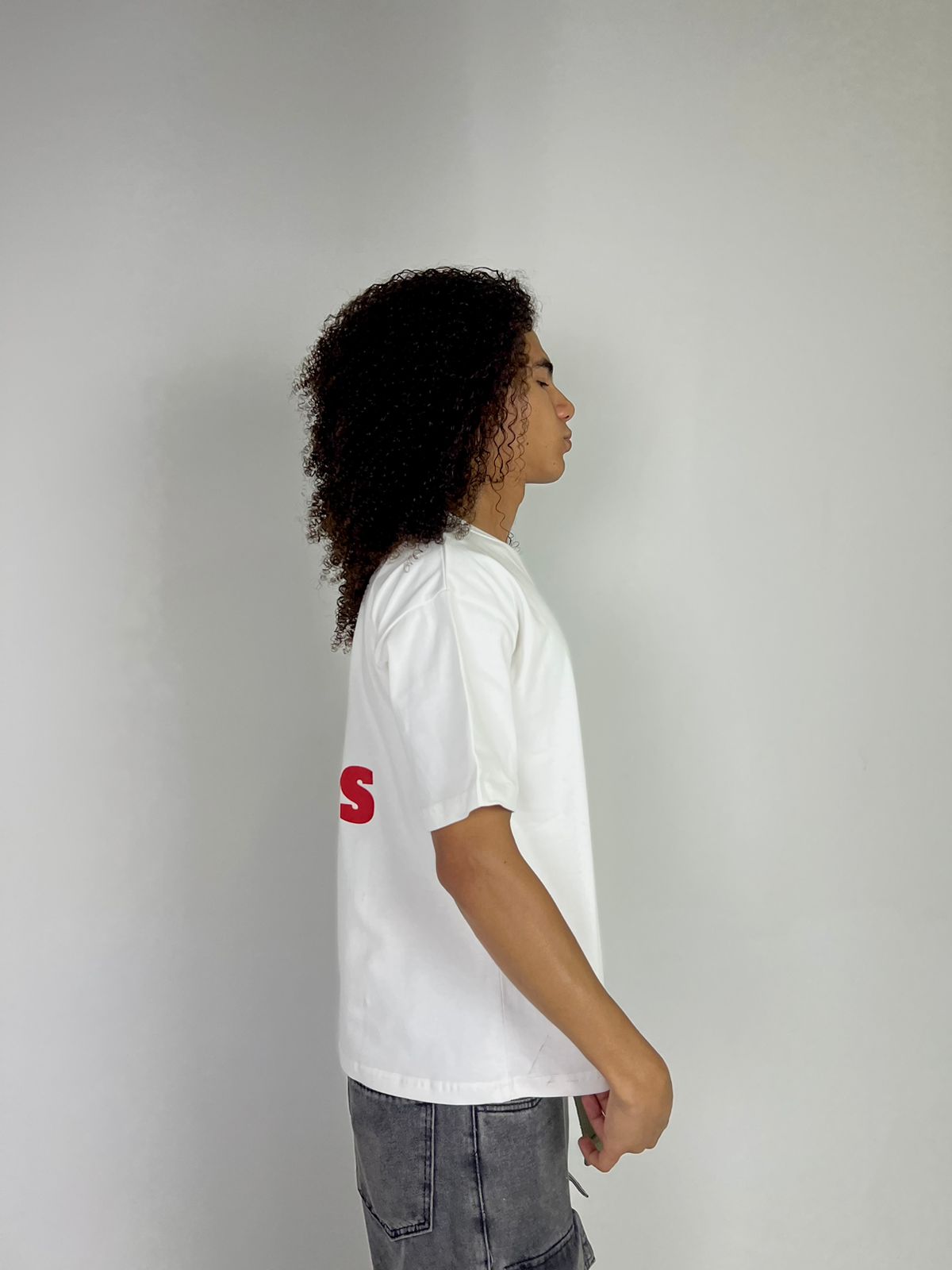 LOST IN LOOPS white tshirt